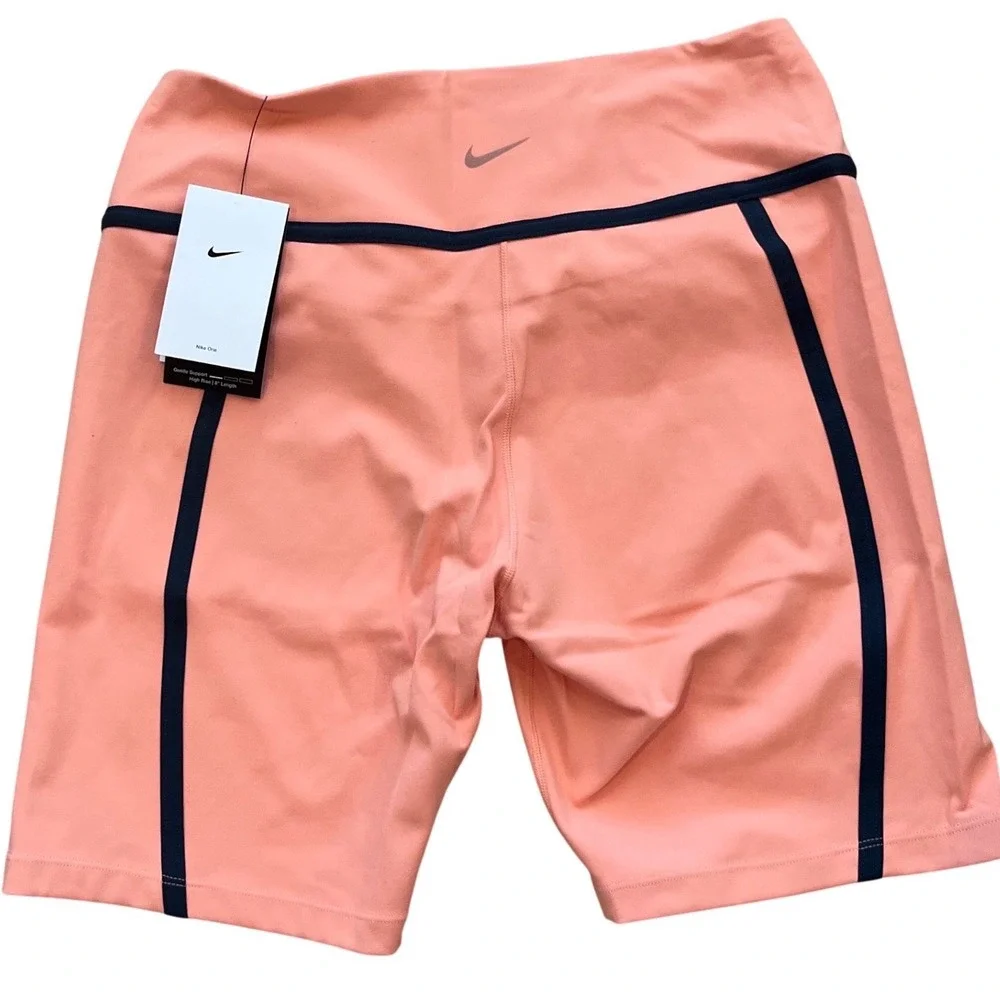 Nike One‎ Dri-FIT Womens High Rise 8